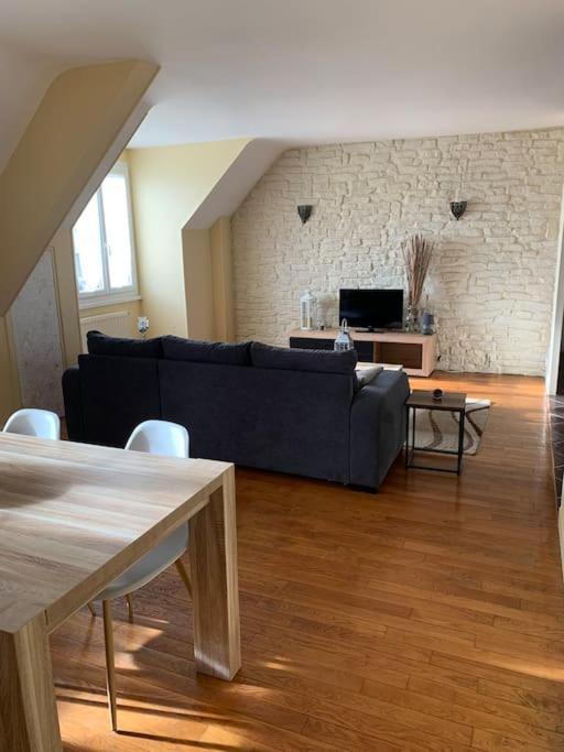 Nevers, Appartement De Standing Proche De La Gare Zewnętrze zdjęcie