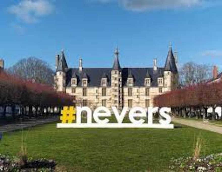 Nevers, Appartement De Standing Proche De La Gare Zewnętrze zdjęcie