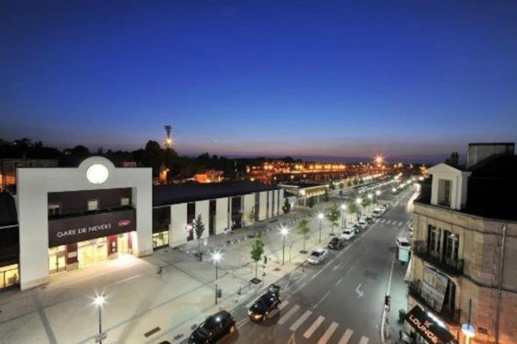 Nevers, Appartement De Standing Proche De La Gare Zewnętrze zdjęcie