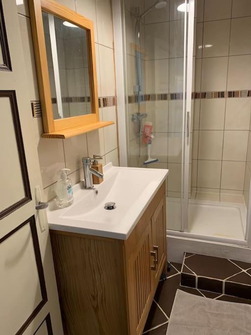 Nevers, Appartement De Standing Proche De La Gare Zewnętrze zdjęcie