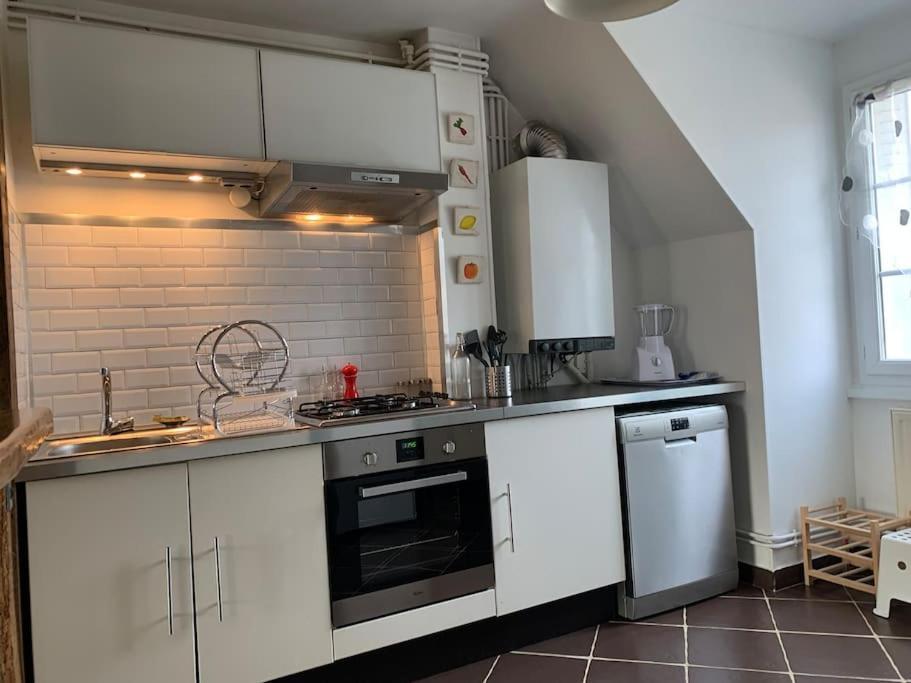 Nevers, Appartement De Standing Proche De La Gare Zewnętrze zdjęcie